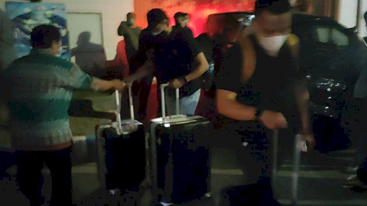 Penyidik KPK menggeledaj kantor bupati pronolinggo/RMOLJatim