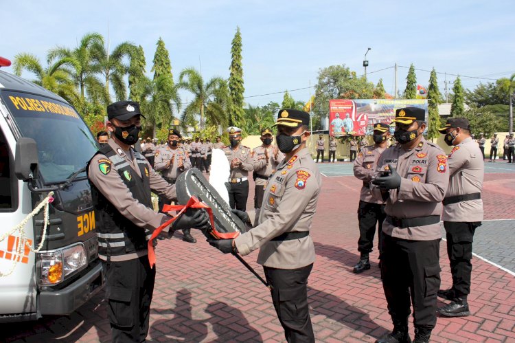 Kapolres Probolinggo saat melaunching Layanan mobil Vaksinasi/RMOLJatim