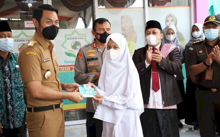 Kegiatan vaksinasi di Ponpes Modern Muslimah yang dihadiri Bupati Tuban/Ist