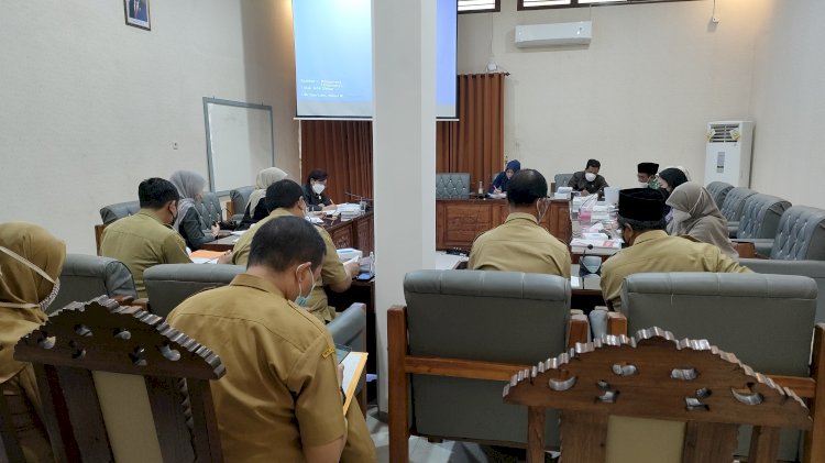   Rapat bersama antara Komisi III DPRD Banyuwangi dengan dinas penghasil serta PUDAM dan Bank Jatim/RMOLJatim