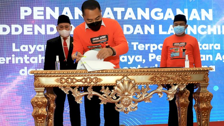 Wali Kota Eri melakukan adendum NKS dan layanan integritas terpadu bersama Ketua PA Surabaya dan Kepala Kantor Kemenag Surabaya/RMOLJatim