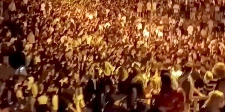 Botellon atau pesta minum di Madrid yang digelar secara ilegal selama pandemi Covid-19/Net