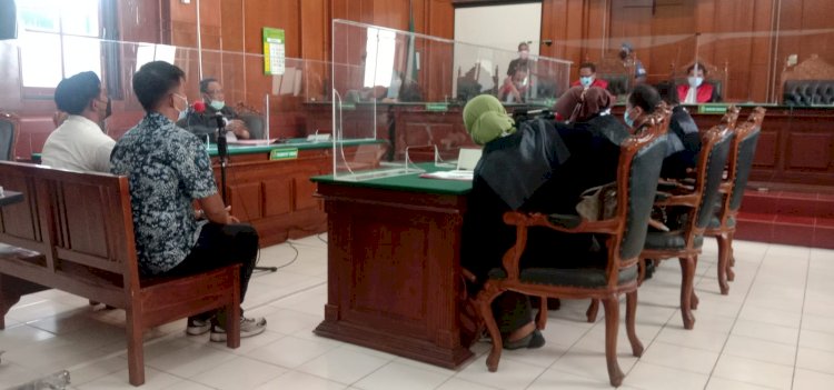 suasana sidang penganiayaan jurnalis Tempo Nurhadi, dengan terdakwa  Bripka Purwanto dan Brigadir Muhammad Firman Subakhi/RMOLJatim