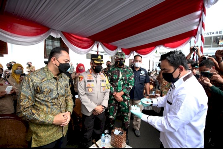 Wali Kota Eri saat menghadiri pemusnahan barang bukti narkoba dan obat terlarang di Polrestabes Surabaya/RMOLJatim