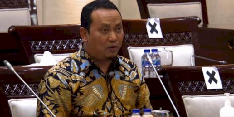 Nyoman Adhi Suryadnyana saat menjalani uji kepatutan dan kelayakan di Komisi XI DPR RI/Net