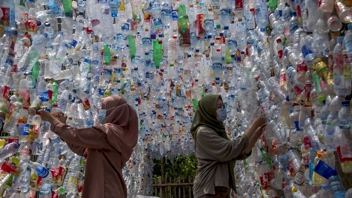 Sampah sampah yang dipungut dari Sungai Brantas/ ist