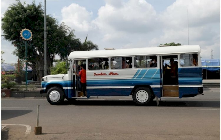   Pemkab Kebumen melakukan inovasi paket wisata ‘Heritage on Wheels Kebumen’ dengan bus klasik PO Sumber Alam/RMOLJateng 