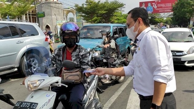 Kepala Dinas Kesehatan Kota Kediri bagikan abate