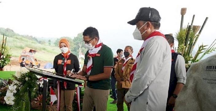 Menparekraf Sandiaga Uno saat resmikan pembangunan ekowisata Eiger Adventure Land di Kawasan Puncak, Kabupaten Bogor/RMOL