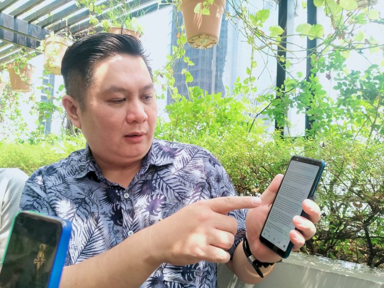 Advokat David melaporkan Hika Transisia, pemilik akun Instagram bunghika ke Polresta kota Malang atas dugaan pencemaran nama baik/RMOLJatim