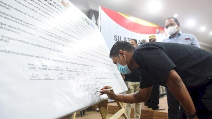 Kegiatan penandatangan betsama pencak silat