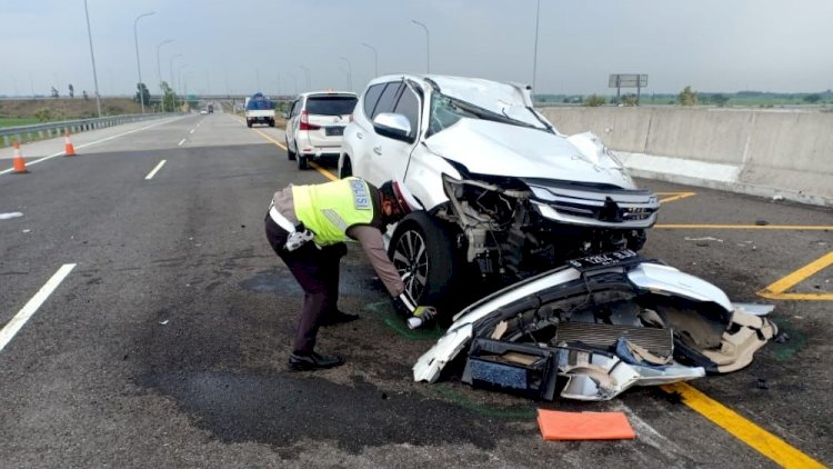 Mobil yang ditumpangi Vanessa Angel
