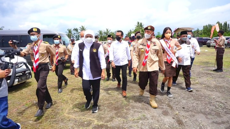 Khofifah Indar Parawansa saat kunjungan kerja di Puger