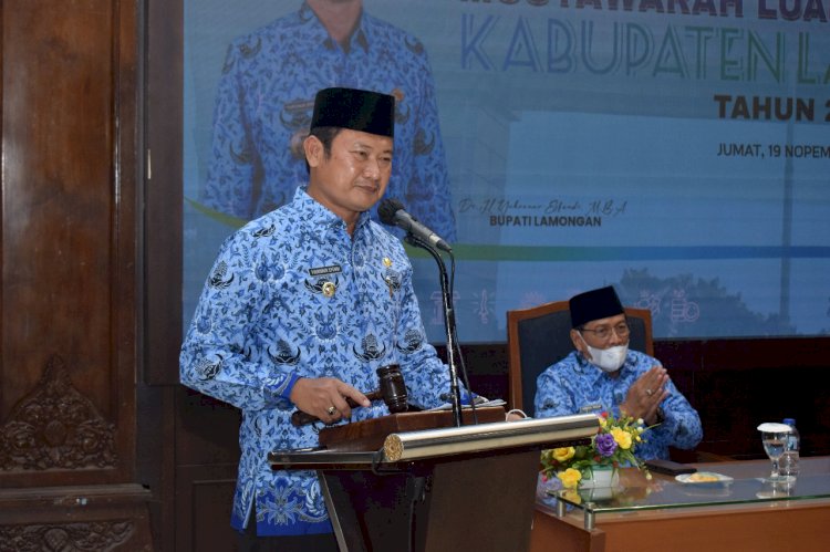 Bupati Lamongan Saat Membuka Musyawarah Luar Biasa/Ist