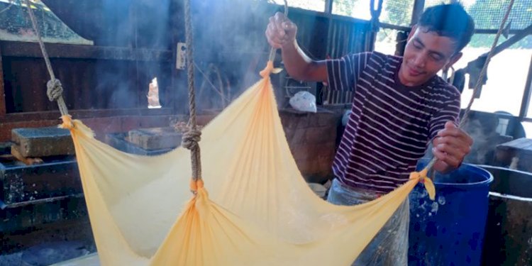 Perajin tahu di Aceh/RMOLAceh