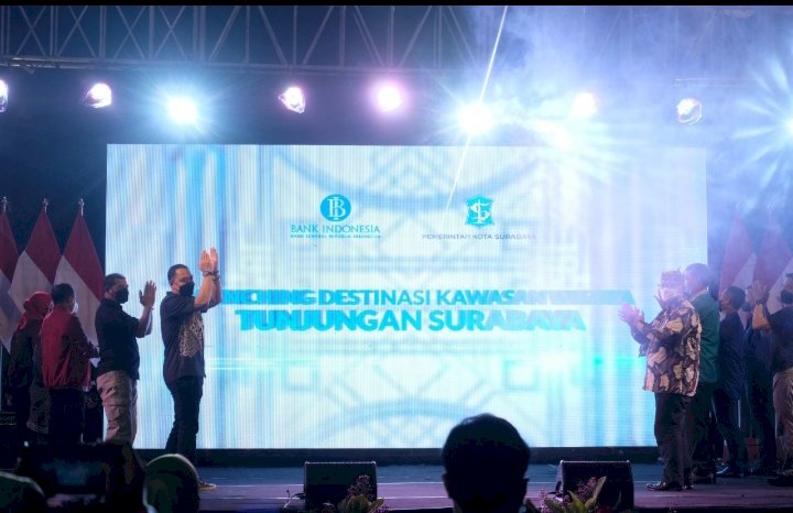 Wali Kota Eri soft opening Tunjungan Romansa/RMOLJatim