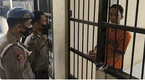 Hukum Bripda Randy/ net