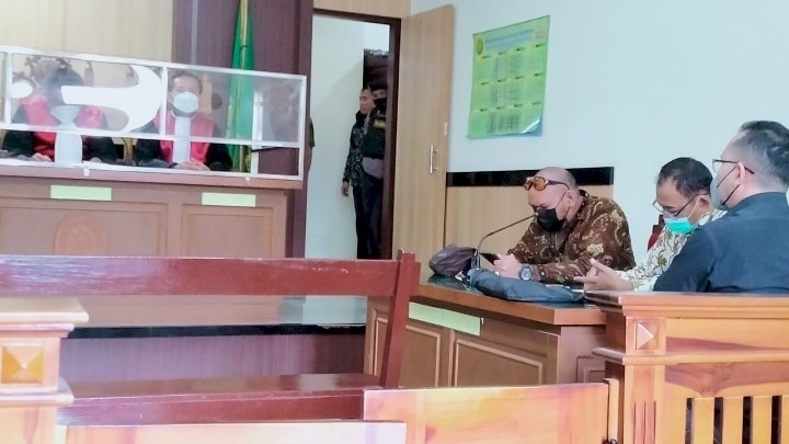 Suasana pembacaan putusan diruang sidang sari PN Gresik/RMOLJatim