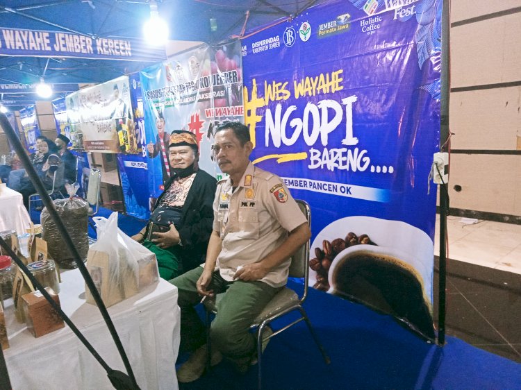 Bupati Hendy Siswanto saat menghadiri event ngopi bareng/RMOLJatim