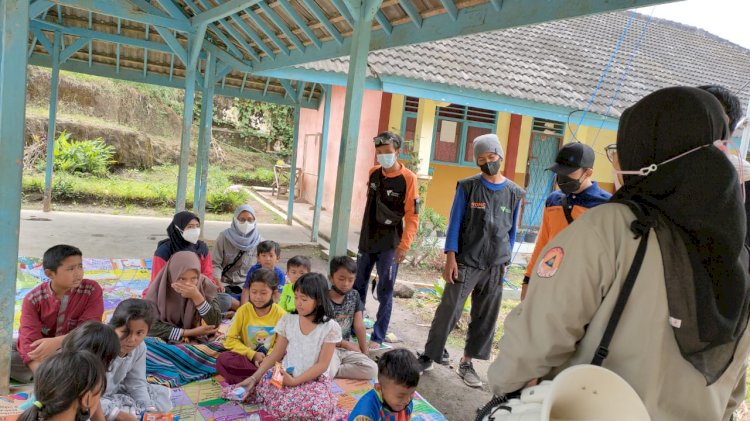 Trauma Healing ke Anak-anak Korban Erupsi Semeru/Ist