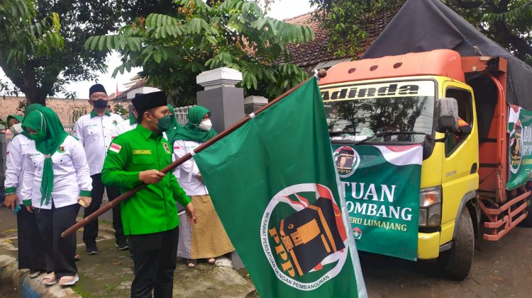 Gus Farid sewaktu pemberangkatan bantuan ke lokasi bencana/RMOLJatim