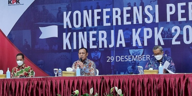 Firli Bahuri bersama Pimpinan KPK di acara Konferensi Pers Kinerja KPK 2021/RMOL