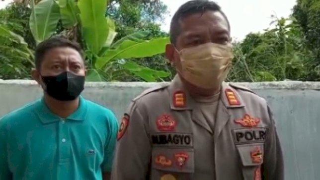 Kapolsek Gumumas, saat memberikan keterangan pers. 
