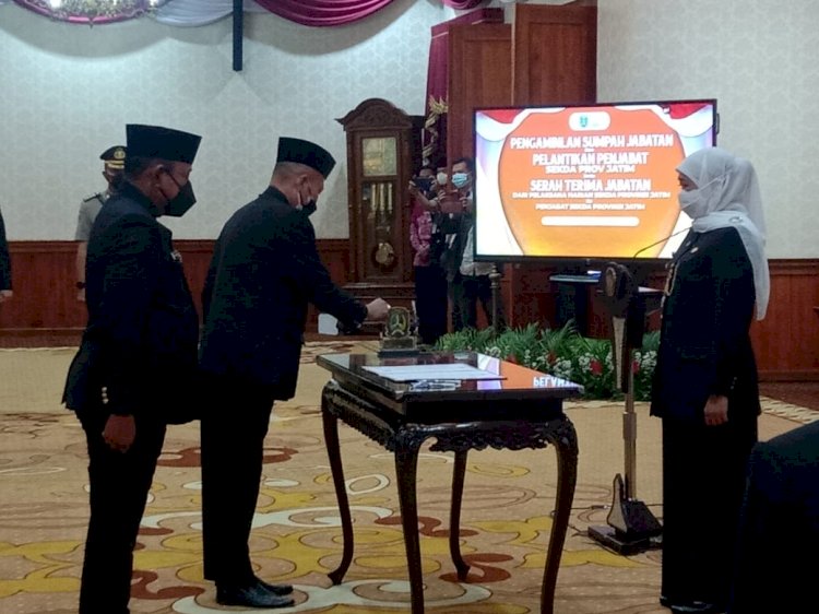 Pelantikan Wahid Wahyudi sebagai penjabat sekdaprov jatim/ist