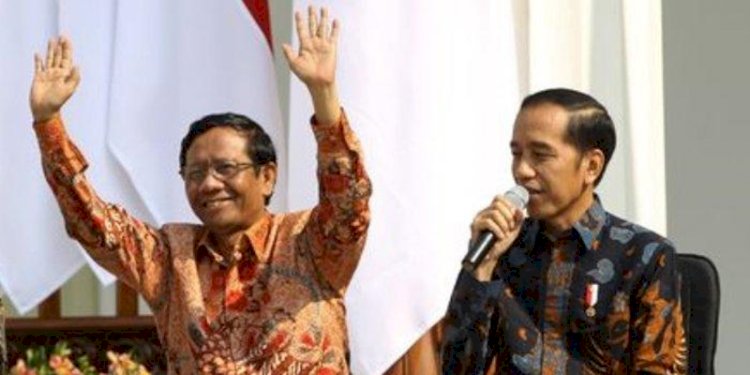 Presiden Joko Widodo saat memperkenalkan Mahfud MD sebagai menteri di kabinetnya/Net