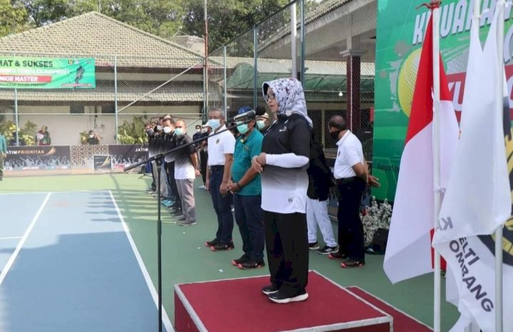 Bupati Buka Kejurprov Tenis Yunior Master