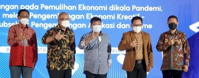 Wali Kota Malang, Drs. H. Sutiaji memakai Jas Warna Coklat saat Menghadiri Kegiatan Techibition/Ist