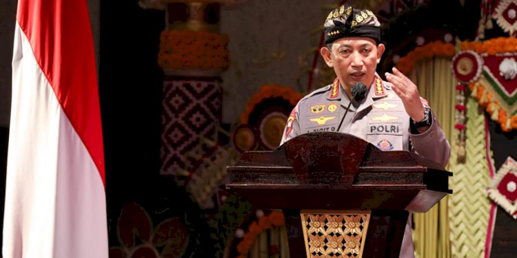 Kapolri Jenderal Listyo Sigit Prabowo saat mengukuhkan Bankamda dan Supandu Baradat di Bali/Ist