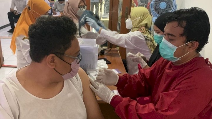 Kader Surabaya saat di vaksin Booster/ist