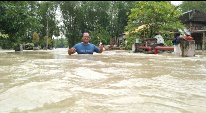 Luapan kali lamong menggenangi lima desa di gresik/RMOLJatim