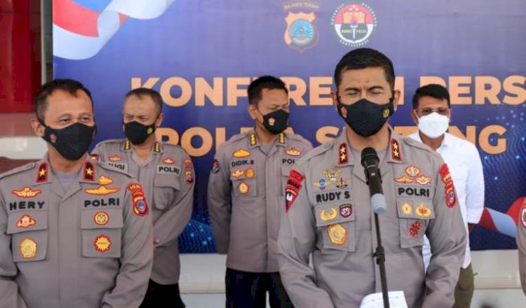 Kapolda Sulteng Irjen Rudy Sufahriadi saat memberikan keterangan pers /net