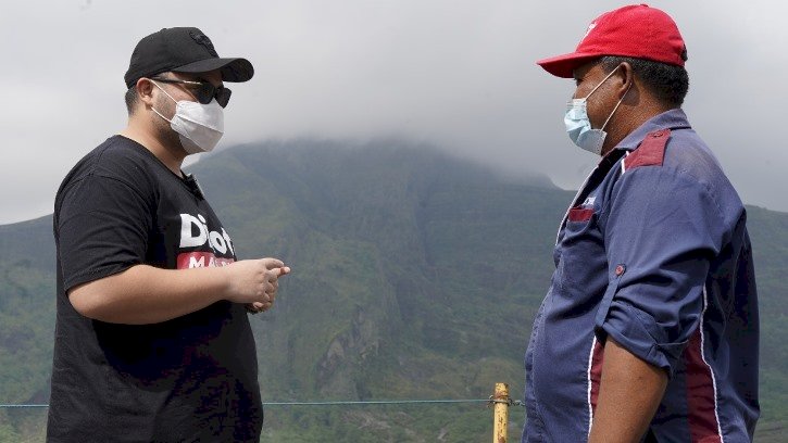 Bupati Kediri Hanindhito Himawan Pramono saat mengunjugi Gunung Kelud/ist