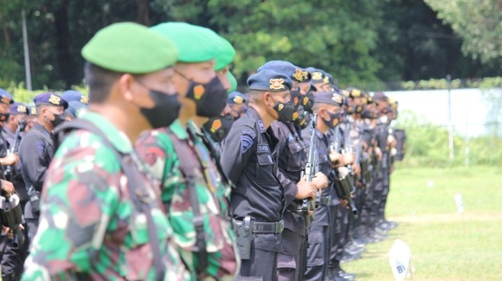 Suasana apel pergeseran pasukan ke TPS di Kabupaten Probolinggo. /RMOLJatim