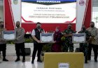 Bupati Kediri Serahkan Penghargaan bagi Kecamatan Tercepat Vaksinasi Covid-19