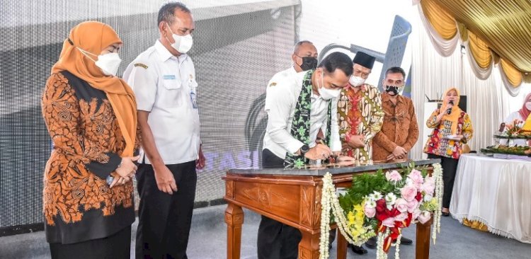 Wali Kota Eri Cahyadi saat meresmikan Graha Bunda Paud/RMOLJatim