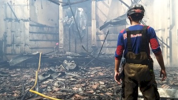 Gedung RRI yang terbakar 