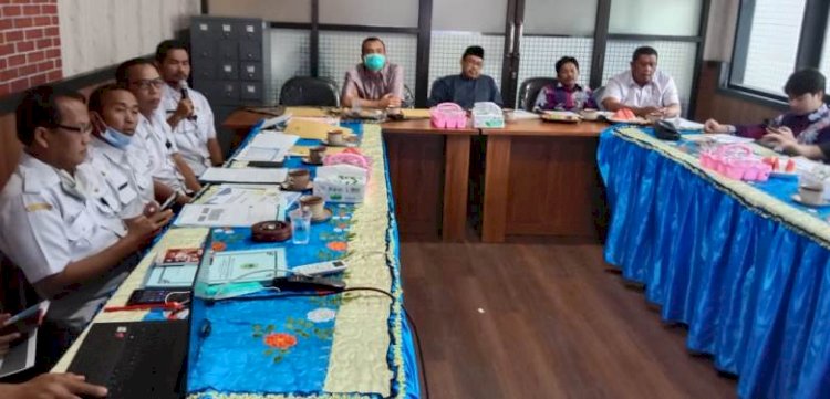 Suasana raker Komisi I DPRD Bondowoso bersama Dinas Kominfo/ist