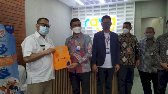 Wabup Bondowoso, Irwan Bahtiar saat peresmian bank raya Indonesia/ist