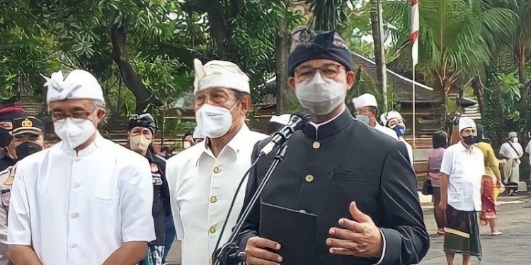 Gubernur DKI Jakarta, Anies Baswedan saat perayaan Hari Raya Nyepi Tahun Baru Saka 1944 di Pura Aditya Jaya, Rawamangun, Jakarta Timur/RMOLJakarta