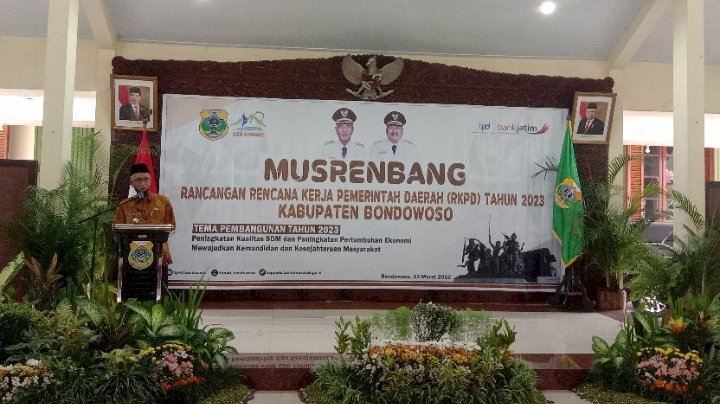 Bupati Bondowoso saat berikan pemaparan/RMOLJatim 