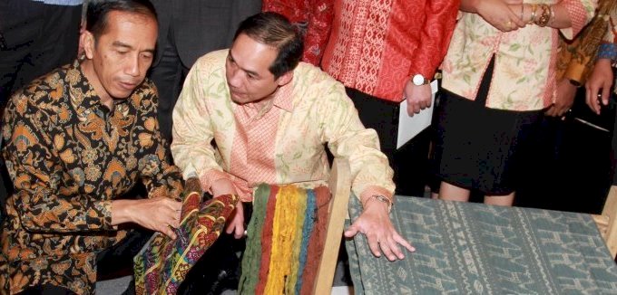 Presiden Joko Widodo bersama Menteri Perdagangan Muhammad Lutfi/Net