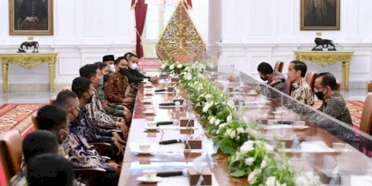 Presiden Joko Widodo saat menjamu aktivis di Istana/Net