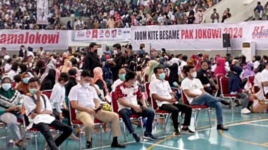 Relawan Presiden Jokowi se-Provinsi Riau menggelar silahturahmi di Hall Basket Rumbai/ist