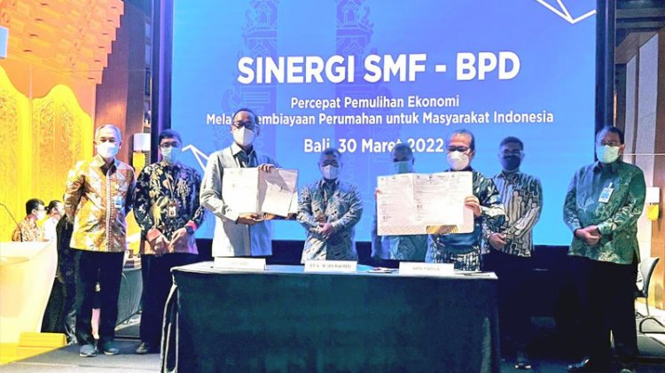 Penandatanganan kerjasama bank bjb dan SMF di Bali, Rabu (30/3)./Dok