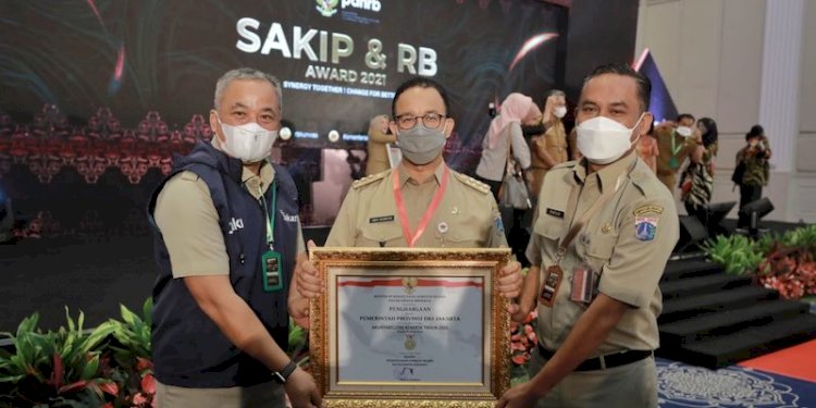 Gubernur DKI Jakarta Anies Baswedan saat memamerkan SAKIP DKI/Net