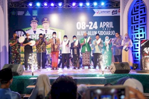 PC GP Ansor dan Fatayat NU Sidoarjo menggelar Kampung Ramadhan di Alun-alun Sidoarjo/Ist